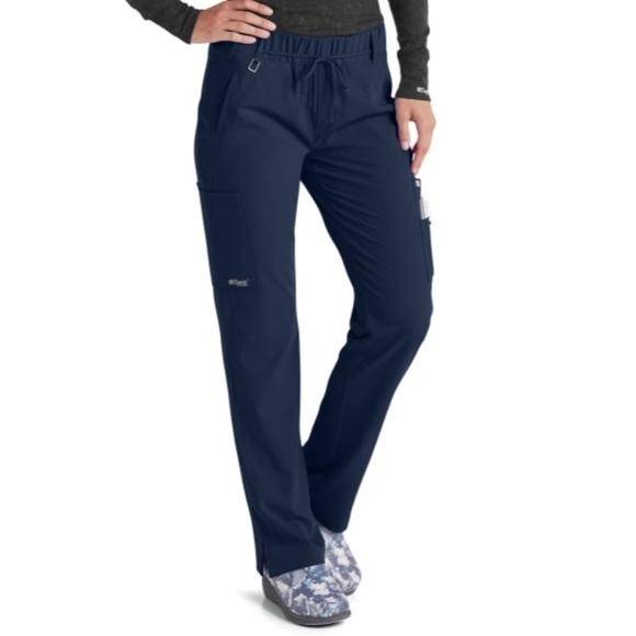 Grey’s Anatomy Olivia 6 Pocket Elastic Waist Pants - Picture 1 of 12